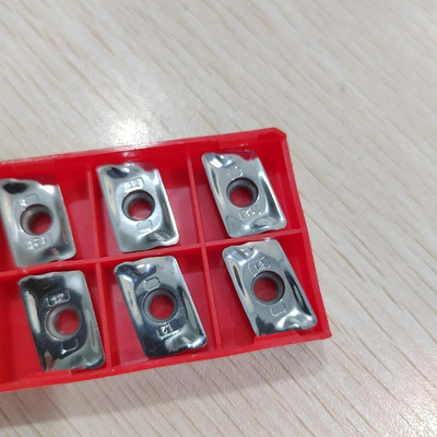 comprar Inserções de carboneto de tungstênio de alta resistência e precisão para processamento de ferro fundido online manufacture